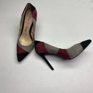 NWOB Penny Loves Kenny BLK/MAROON/GRY Faux Suede Pumps, 8.5 Winter Sale